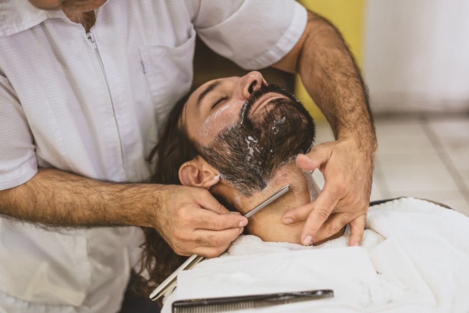 Contur de barbă realizat cu grijă